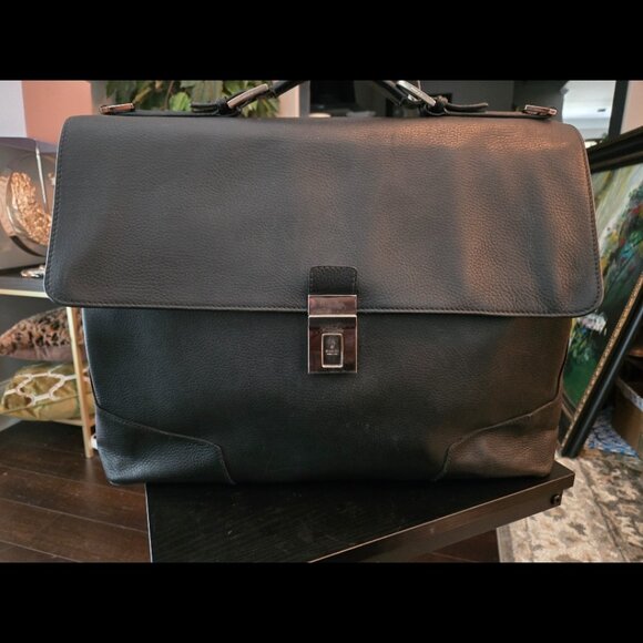 EUC Authentic Gucci Briefcase / Laptop.Bag - Picture 1 of 14